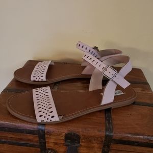 Steve Madden sandal